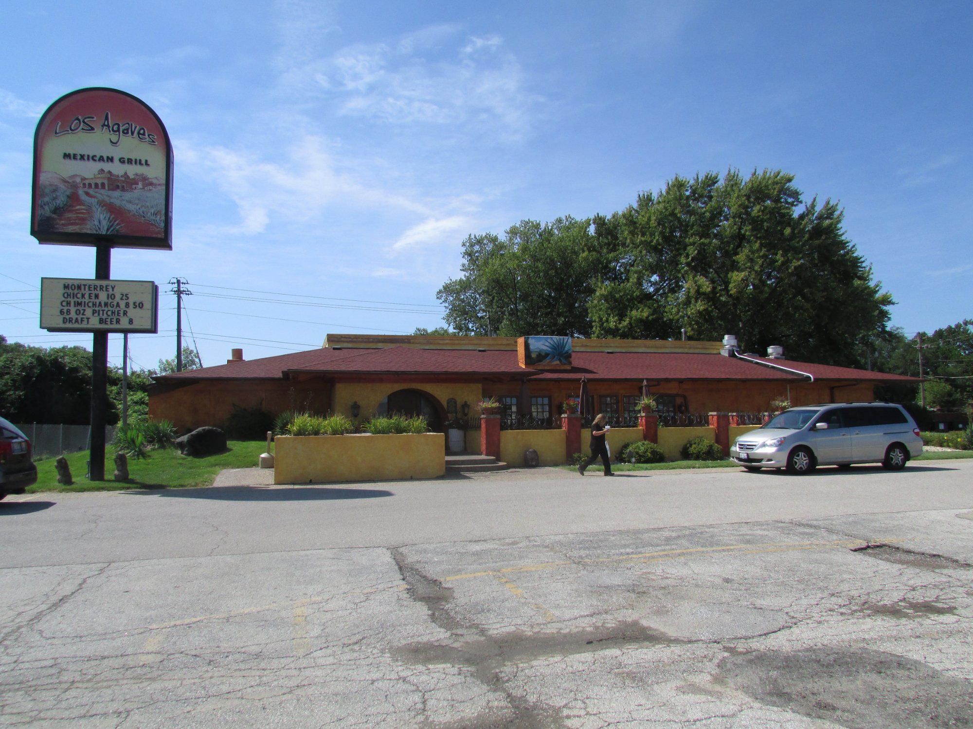 Los Agaves Mexican Grill from the outside on 16th Street